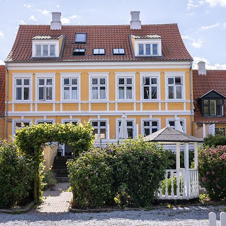 Arnfeldt Hotel Ærøskøbing Bagian luar foto